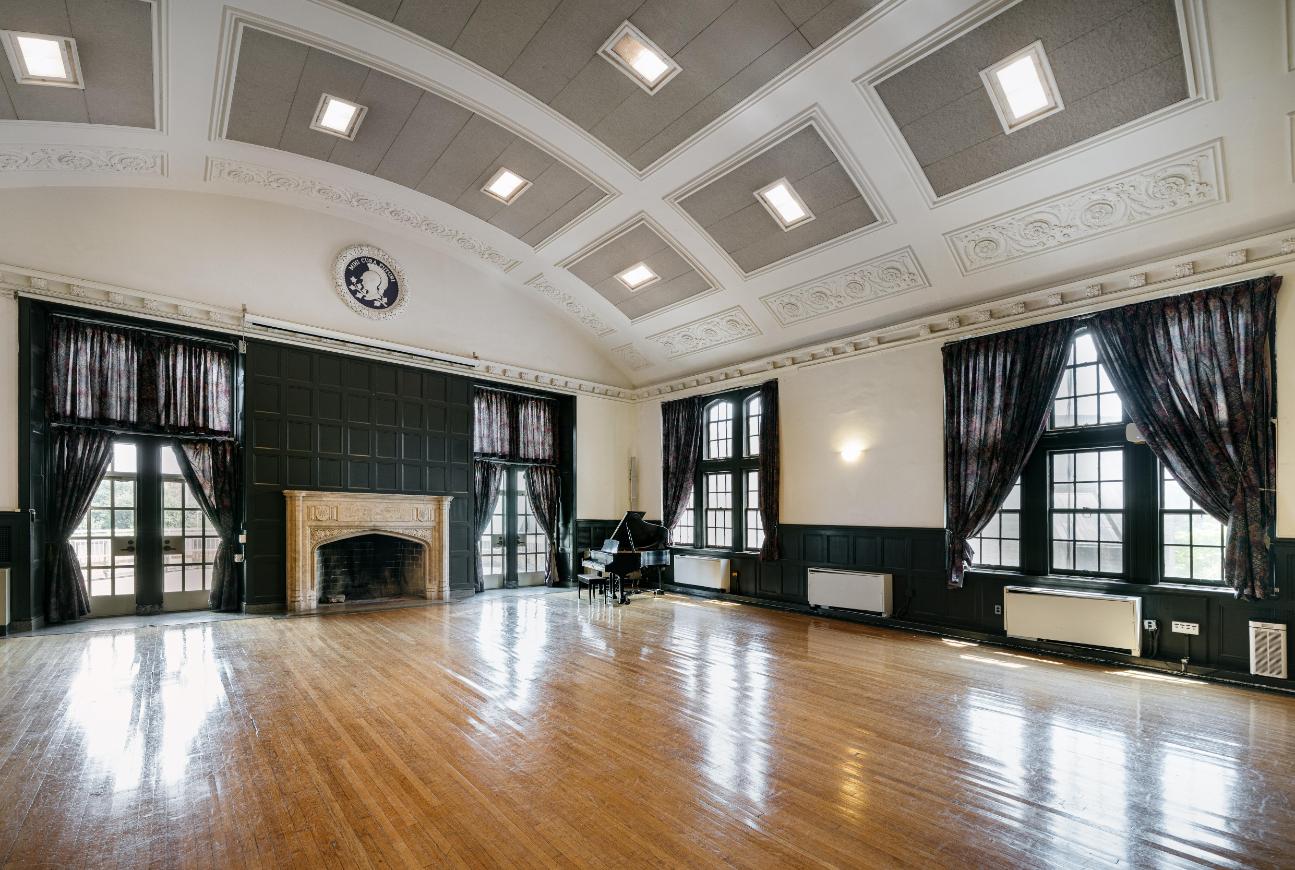 LC Music Hearth Room-0001