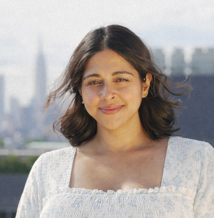 Headshot of Apeksha Mewani