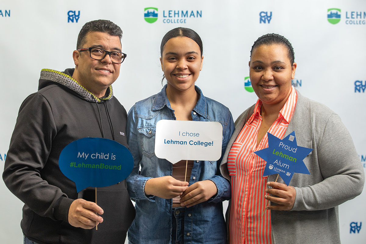 Photo of student and parents