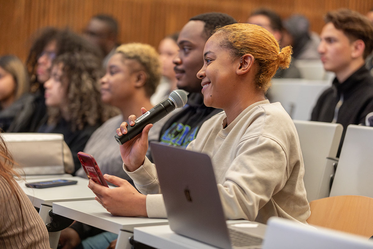 Photo of students in panel discusion